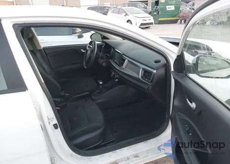 2020 Kia Rio Lx z USA, uszkodzony, nr VIN 3KPA24AD0LE297709